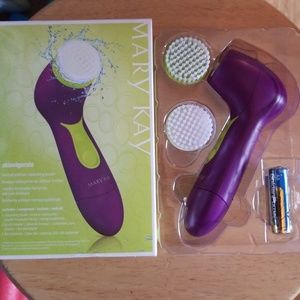 Skinvigorate Cleansing Brush